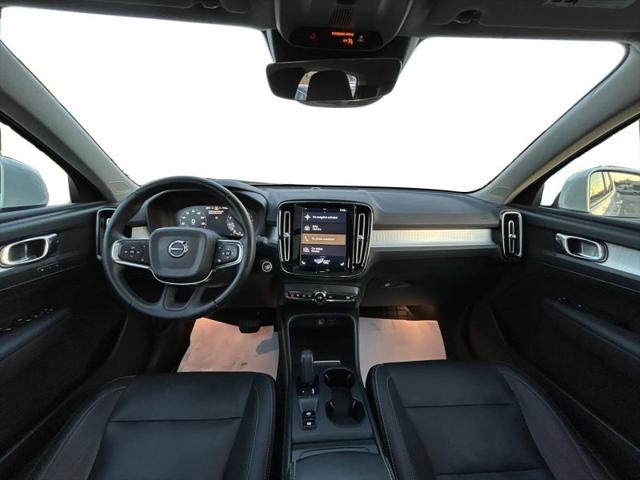 2019 Volvo XC40 T5 Momentum