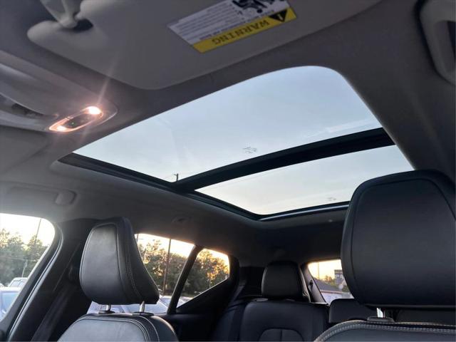 2019 Volvo XC40 T5 Momentum