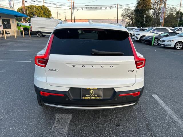 2019 Volvo XC40 T5 Momentum