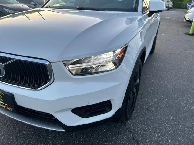 2019 Volvo XC40 T5 Momentum