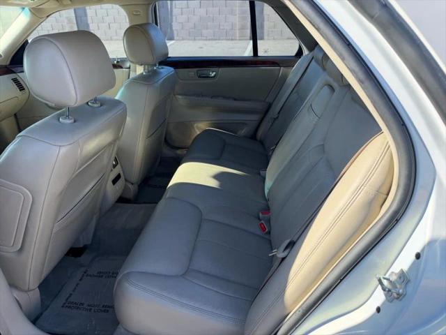 2006 Cadillac DTS Standard