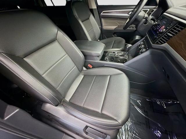 2023 Volkswagen Atlas 2.0T SE w/Technology
