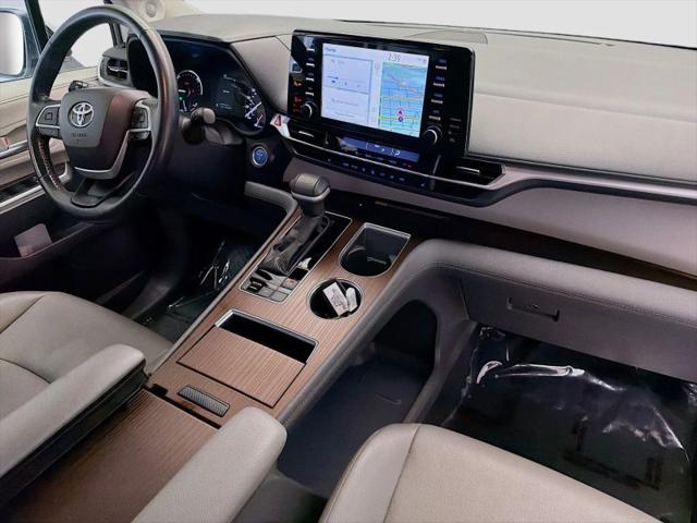 2024 Toyota Sienna XLE