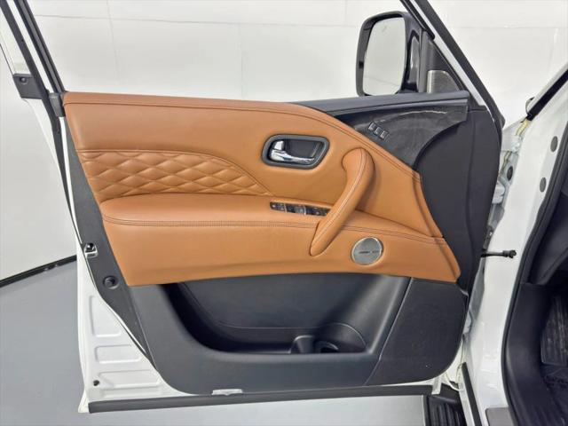 2023 INFINITI QX80 SENSORY AWD