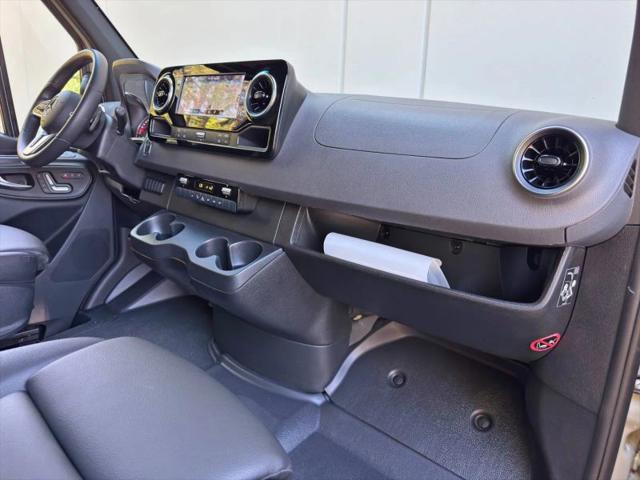 2023 Mercedes-Benz Sprinter 2500 High Roof 4-Cyl Diesel HO