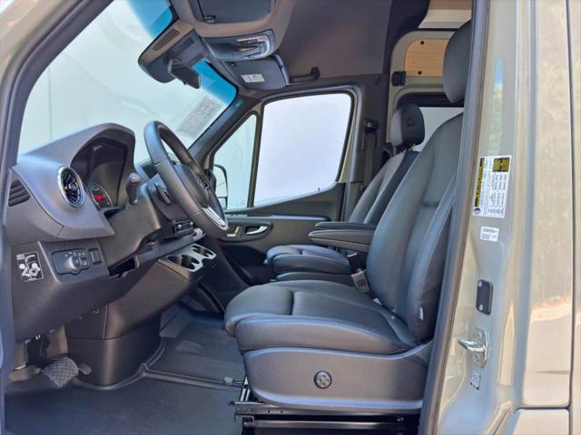 2023 Mercedes-Benz Sprinter 2500 High Roof 4-Cyl Diesel HO