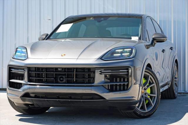 2024 Porsche Cayenne E-Hybrid Turbo