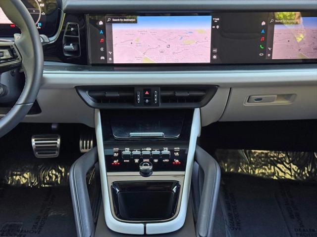 2024 Porsche Cayenne E-Hybrid Turbo
