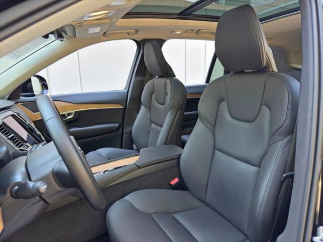 2025 Volvo XC90 B6 Plus 7-Seater