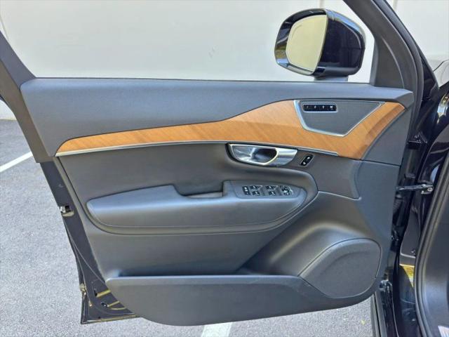2025 Volvo XC90 B6 Plus 7-Seater