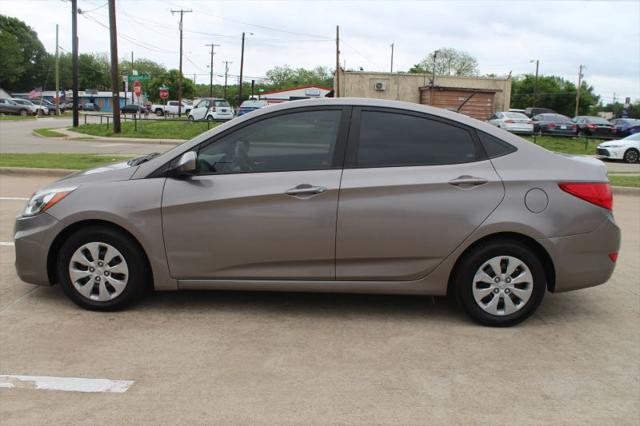 2017 Hyundai Accent SE