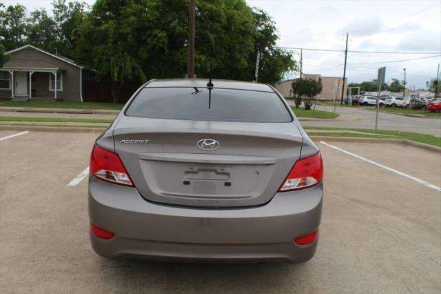 2017 Hyundai Accent SE