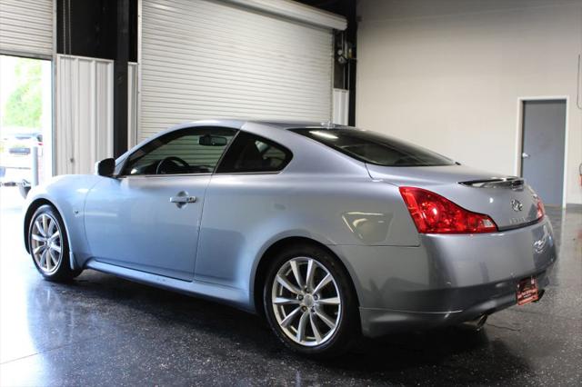 2015 INFINITI Q60 Journey
