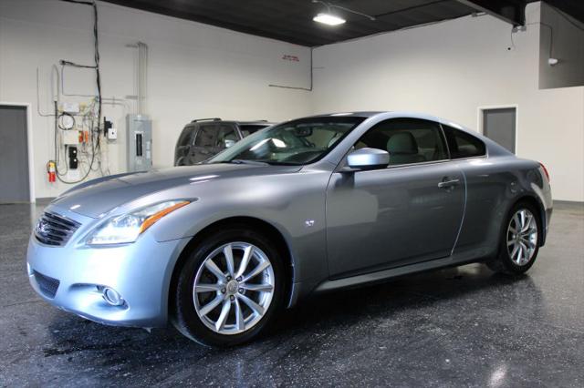 2015 INFINITI Q60 Journey