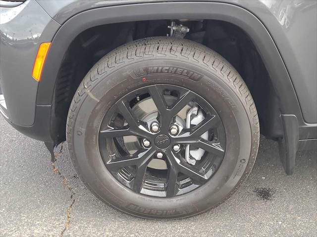 2026 Jeep Grand Cherokee Altitude 4x4