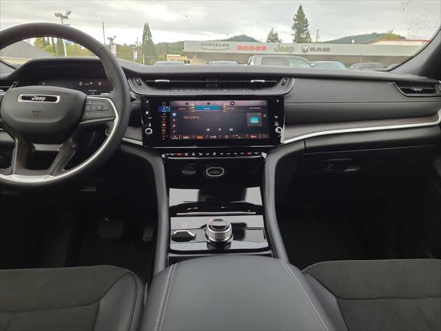 2026 Jeep Grand Cherokee Altitude 4x4