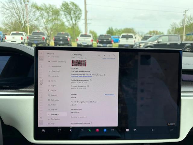 2022 Tesla Model X Plaid Tri Motor All-Wheel Drive