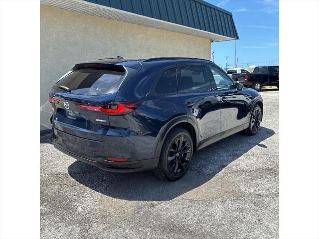 2025 Mazda X-90 Premium Sport