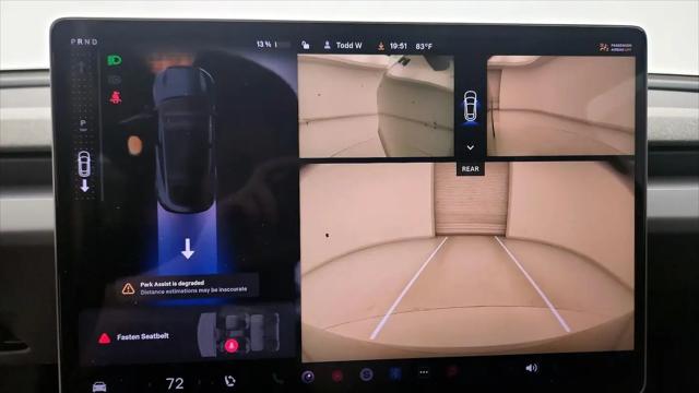2026 Tesla Model Y Premium Rear-Wheel Drive