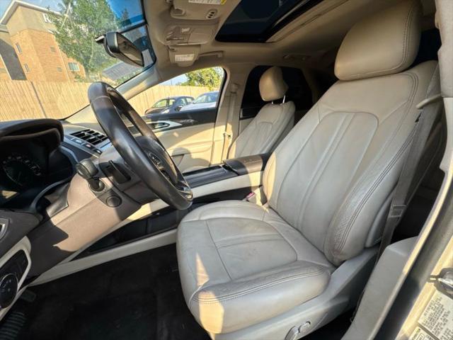 2017 Lincoln MKZ Select