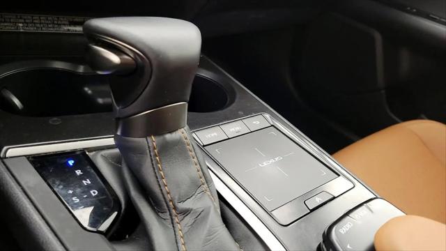 2022 Lexus UX 250h UX 250h