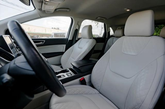 2023 Ford Edge Titanium