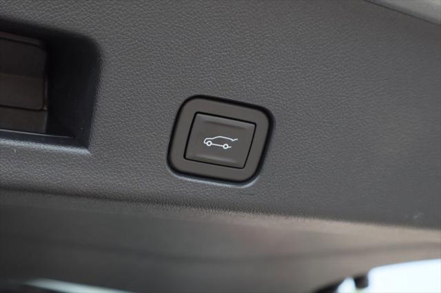2026 GMC Acadia AT4 AWD