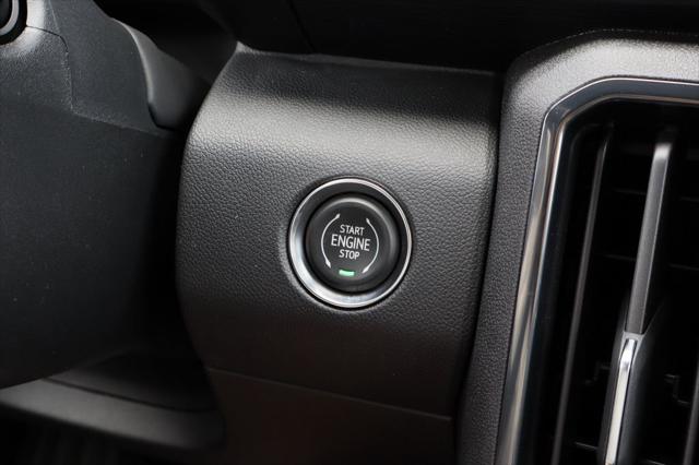 2026 GMC Acadia AT4 AWD