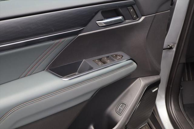 2026 GMC Acadia AT4 AWD