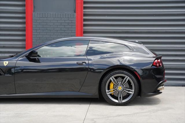 2017 Ferrari GTC4Lusso V12