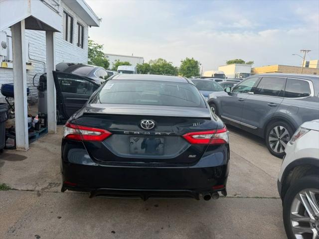 2018 Toyota Camry SE