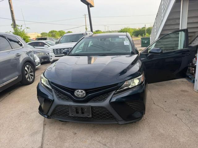 2018 Toyota Camry SE