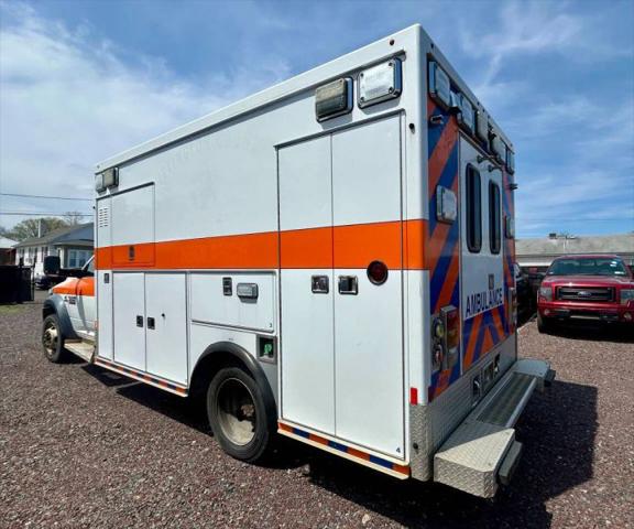 2015 Ram 4500 Chassis Tradesman/SLT
