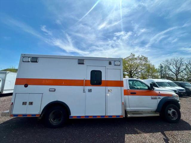 2015 Ram 4500 Chassis Tradesman/SLT