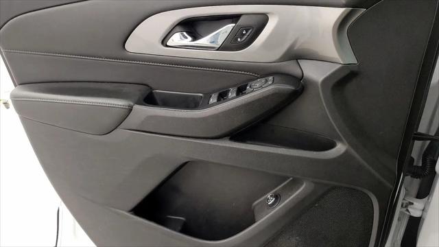 2023 Chevrolet Traverse FWD LT Cloth