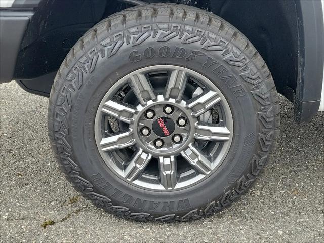 2026 GMC Sierra 1500 Crew Cab, Short Bed, AT4X, 4WD