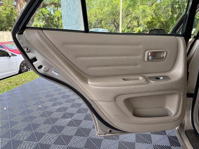 2005 Lexus IS 300 300