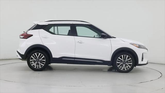 2024 Nissan Kicks SR Xtronic CVT