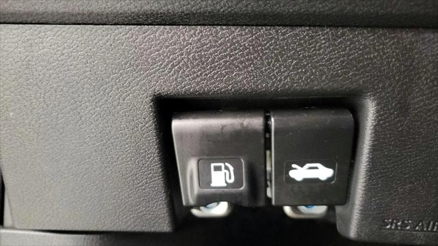 2024 Nissan Kicks SR Xtronic CVT