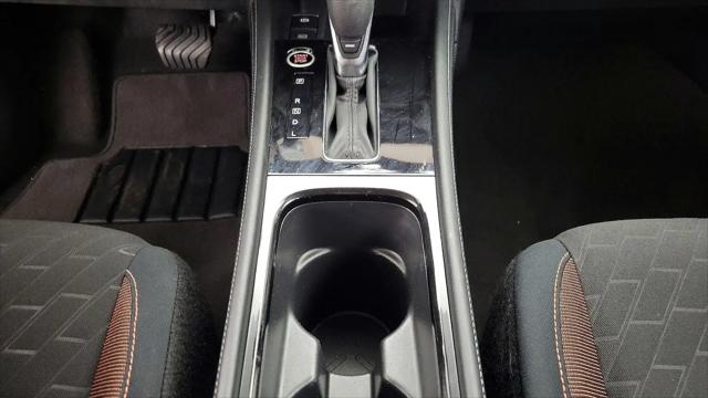 2024 Nissan Kicks SR Xtronic CVT