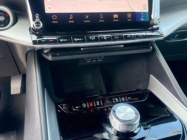 2026 Jeep Grand Wagoneer 4x2