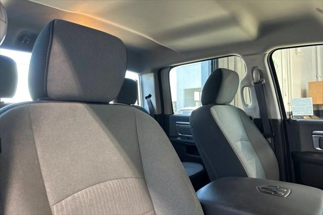 2023 Ram 1500 Classic SLT Crew Cab 4x2 6'4" Box