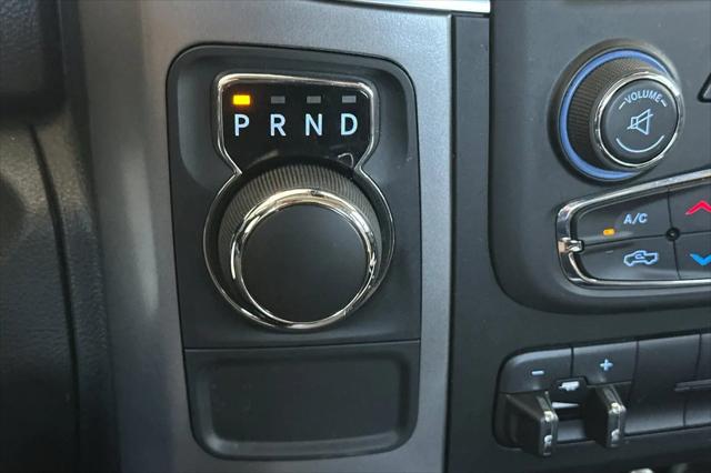 2023 Ram 1500 Classic SLT Crew Cab 4x2 6'4" Box