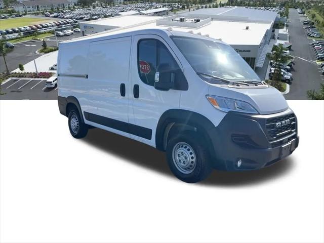 2025 Ram ProMaster 2500 Cargo Van Tradesman Low Roof 136" WB w/Pass Seat