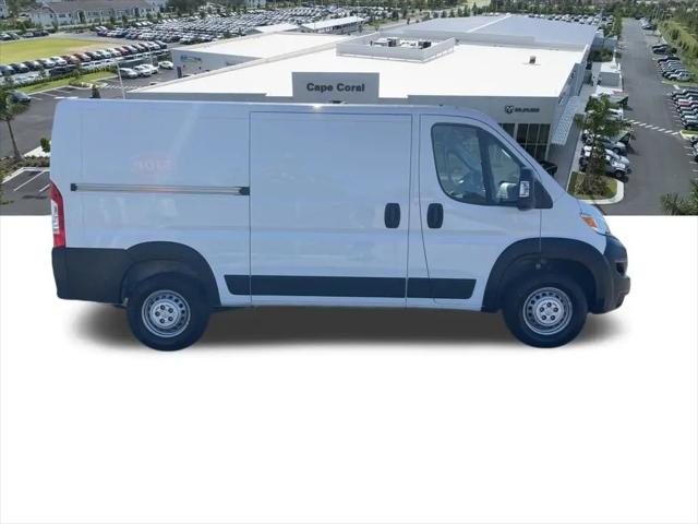 2025 Ram ProMaster 2500 Cargo Van Tradesman Low Roof 136" WB w/Pass Seat