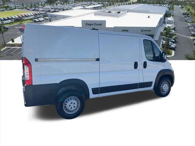 2025 Ram ProMaster 2500 Cargo Van Tradesman Low Roof 136" WB w/Pass Seat