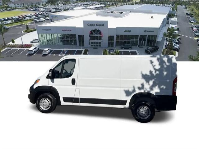 2025 Ram ProMaster 2500 Cargo Van Tradesman Low Roof 136" WB w/Pass Seat