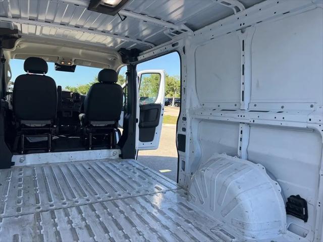 2025 Ram ProMaster 2500 Cargo Van Tradesman Low Roof 136" WB w/Pass Seat
