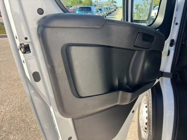 2025 Ram ProMaster 2500 Cargo Van Tradesman Low Roof 136" WB w/Pass Seat