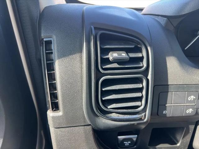 2025 Ram ProMaster 2500 Cargo Van Tradesman Low Roof 136" WB w/Pass Seat